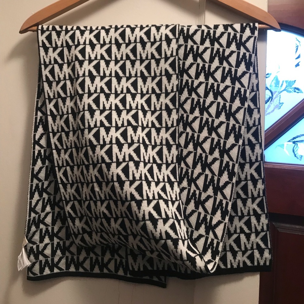 Michael Kors Scarf